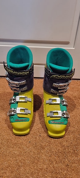 Product image 1 of 3