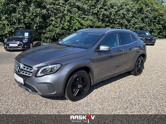 Mercedes GLA250