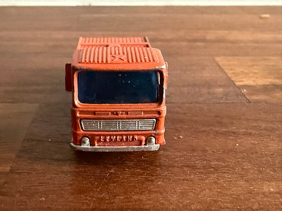 Product image 26 of 48