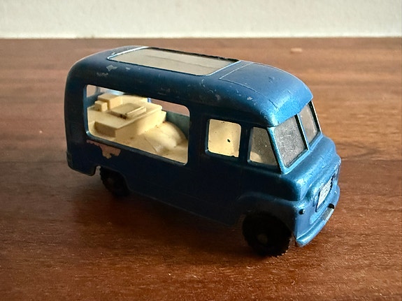 Product image 36 of 48
