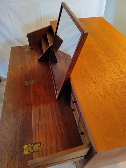 Product image 13 of 24