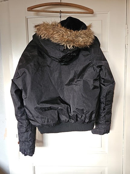 Product image 11 of 11