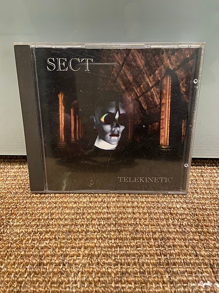 Product image 1 of 3