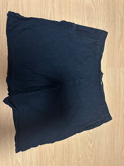 Product image 1 of 7