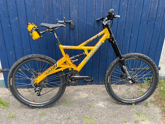 Product image 1 of 10