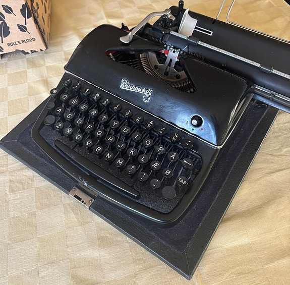 Product image 6 of 8