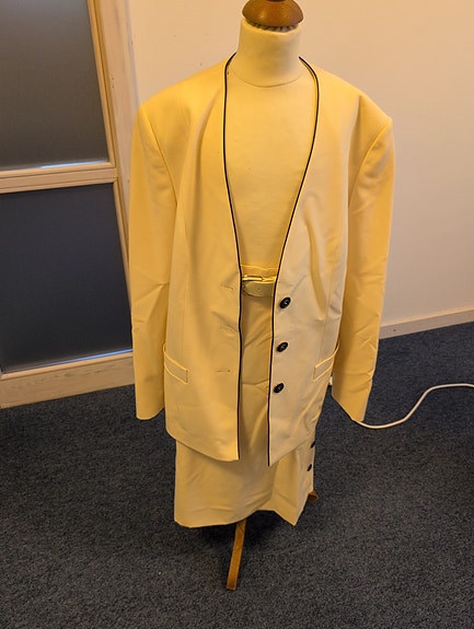 Product image 1 of 5