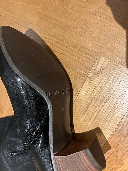 Product image 12 of 13