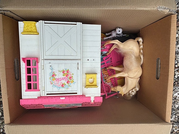 Product image 1 of 2