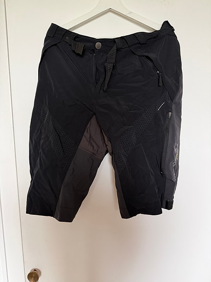 Product image 27 of 34