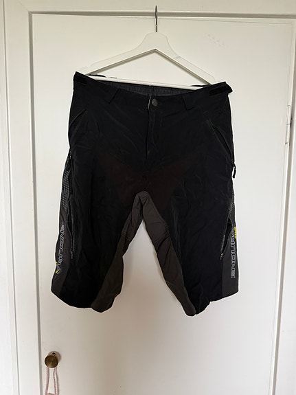 Product image 19 of 34