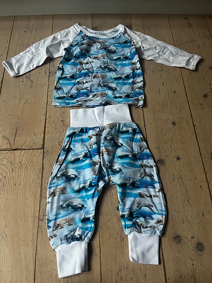 Product image 1 of 3