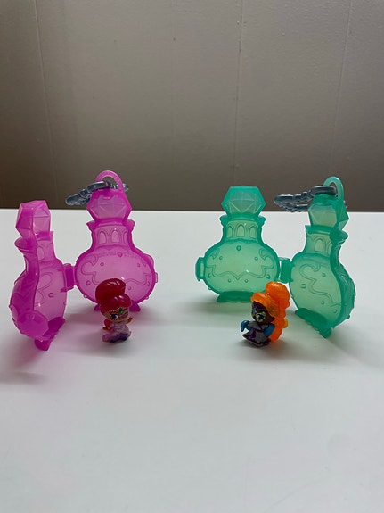 Product image 1 of 2