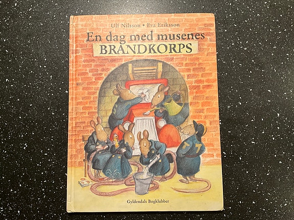 Product image 1 of 8