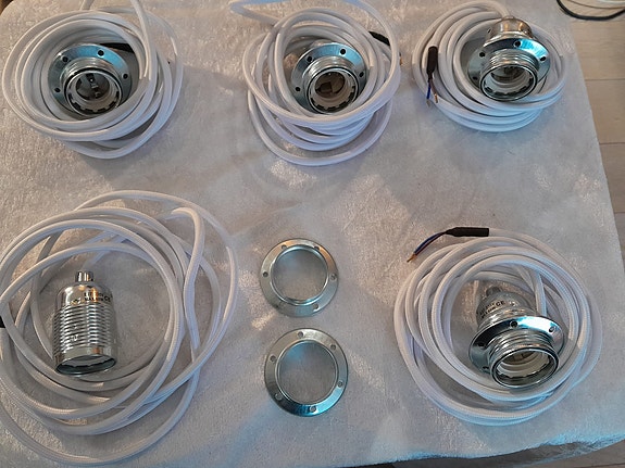 Product image 1 of 5