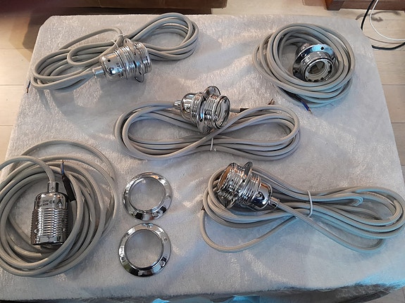 Product image 1 of 5