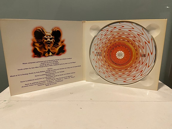 Product image 3 of 3