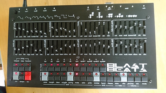 Product image 3 of 9