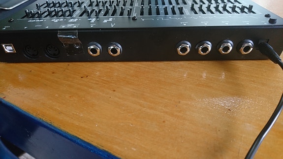 Product image 4 of 9