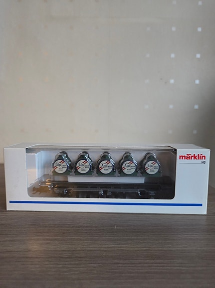 Product image 1 of 4