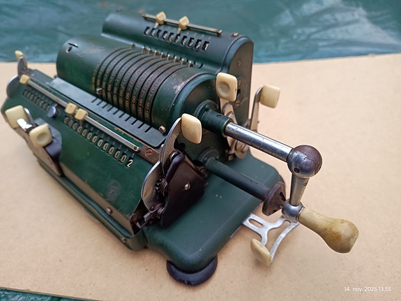 Product image 4 of 8