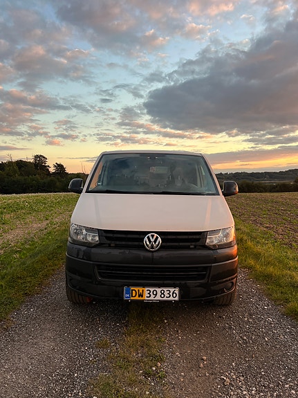 VW Transporter til salg hos Nabilli