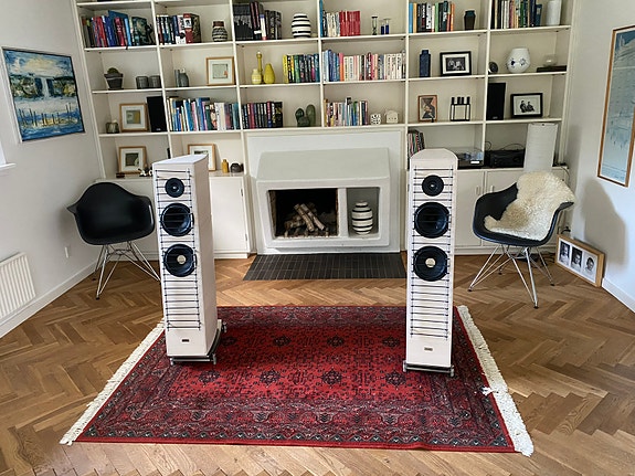 Product image 1 of 9