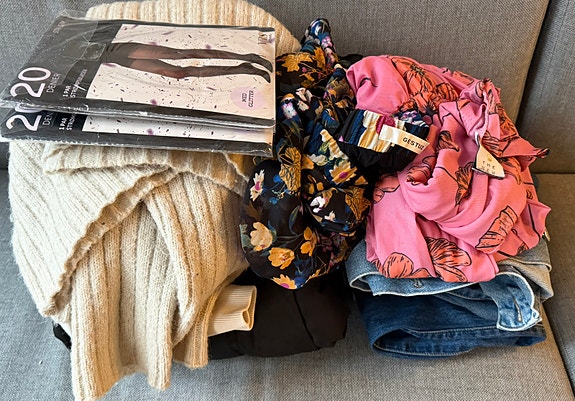 Product image 1 of 7