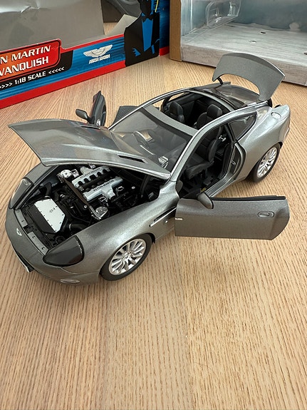 Product image 13 of 19
