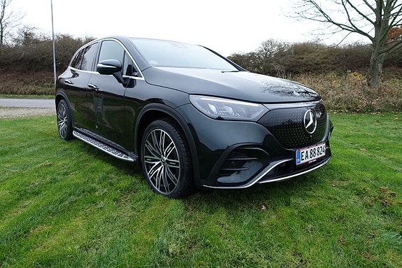 Mercedes EQE350 SUV