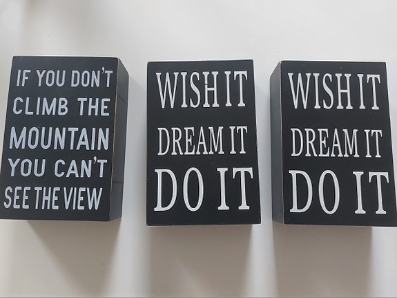 Product image 1 of 7