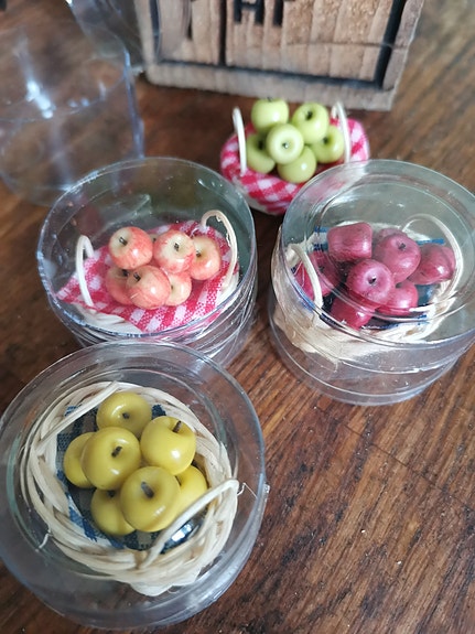 Product image 1 of 8