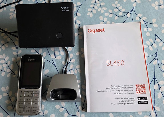 Product image 1 of 2