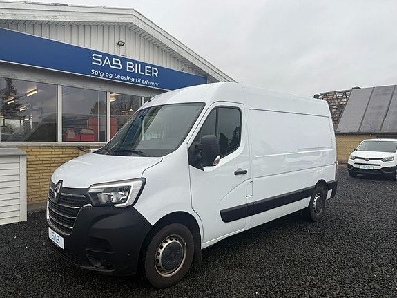 Renault Master IV T33