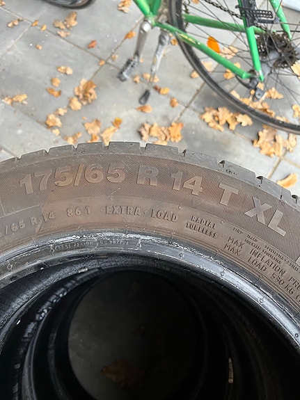 Product image 1 of 5