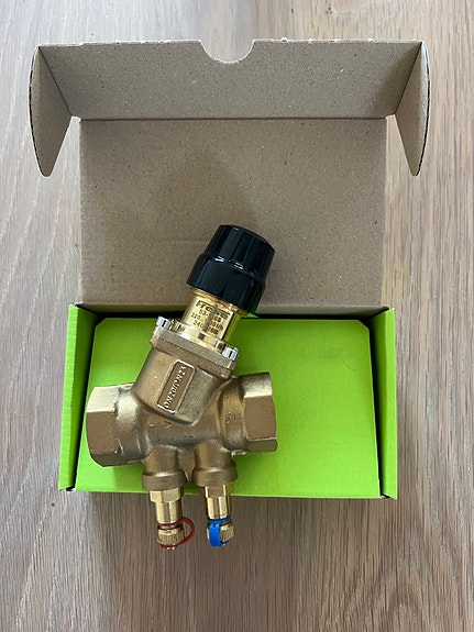 Product image 1 of 3