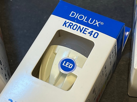 Product image 14 of 37