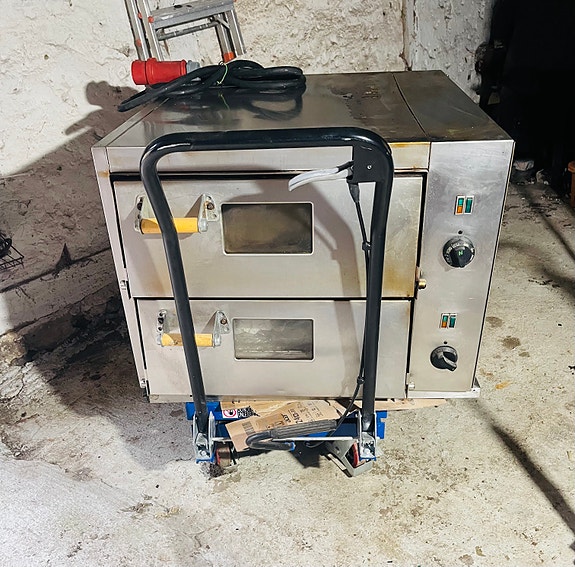 Product image 1 of 3