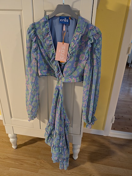 Product image 1 of 7