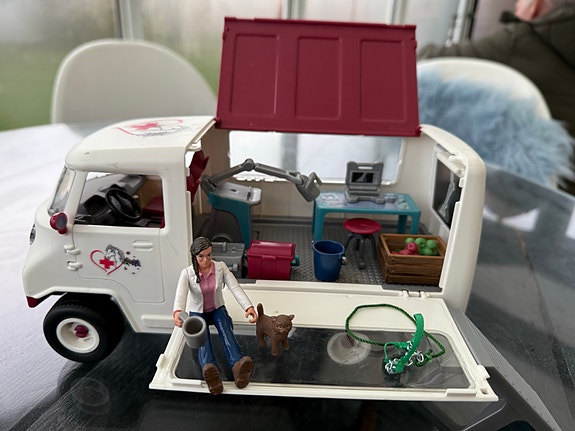 Product image 2 of 7