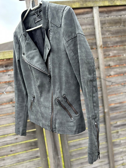 Product image 11 of 12
