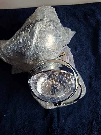 Product image 1 of 3