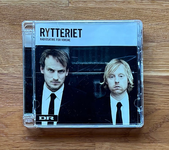 Product image 1 of 2