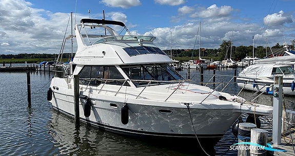 Bayliner 3587