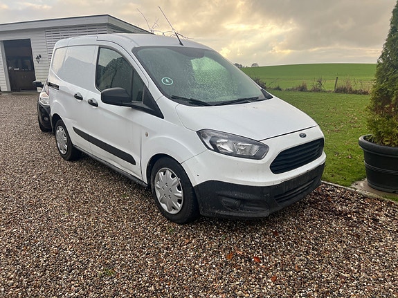 Ford Transit Courier