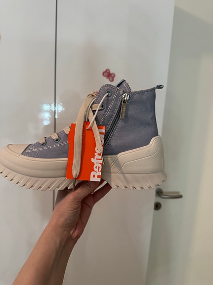 Product image 11 of 16