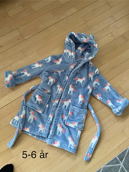 Product image 16 of 16