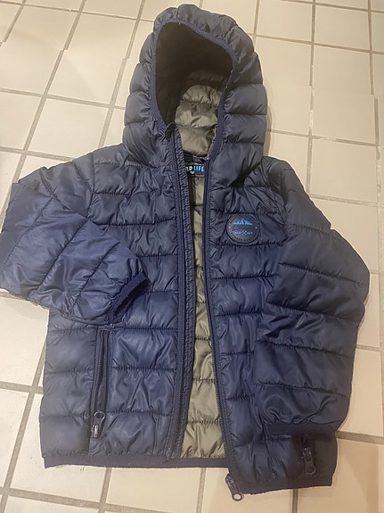 Product image 1 of 3