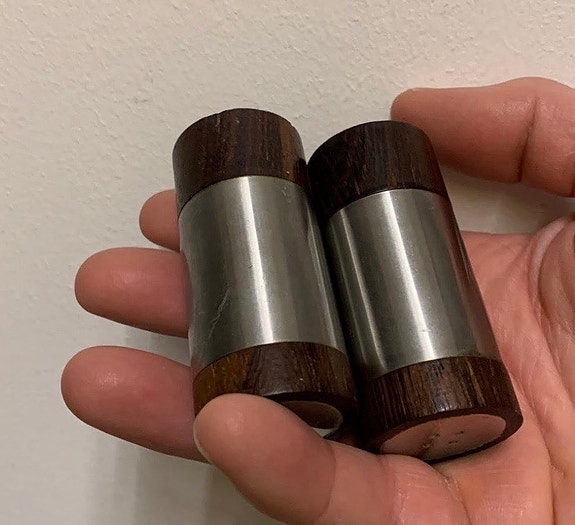 Product image 1 of 2