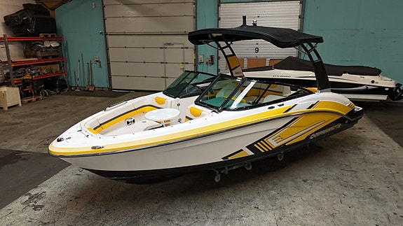 Chaparral 203 Vortex VRX